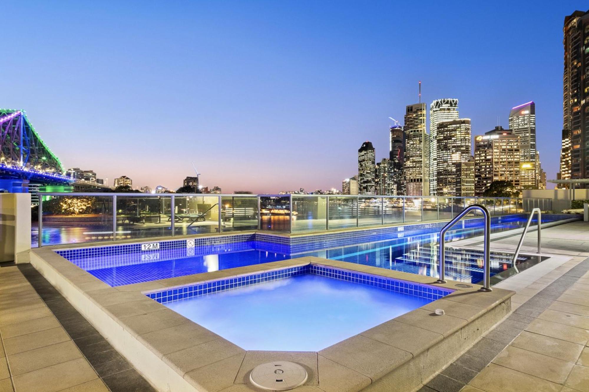 Stylish With Bbq Pool & Gym Apartment *